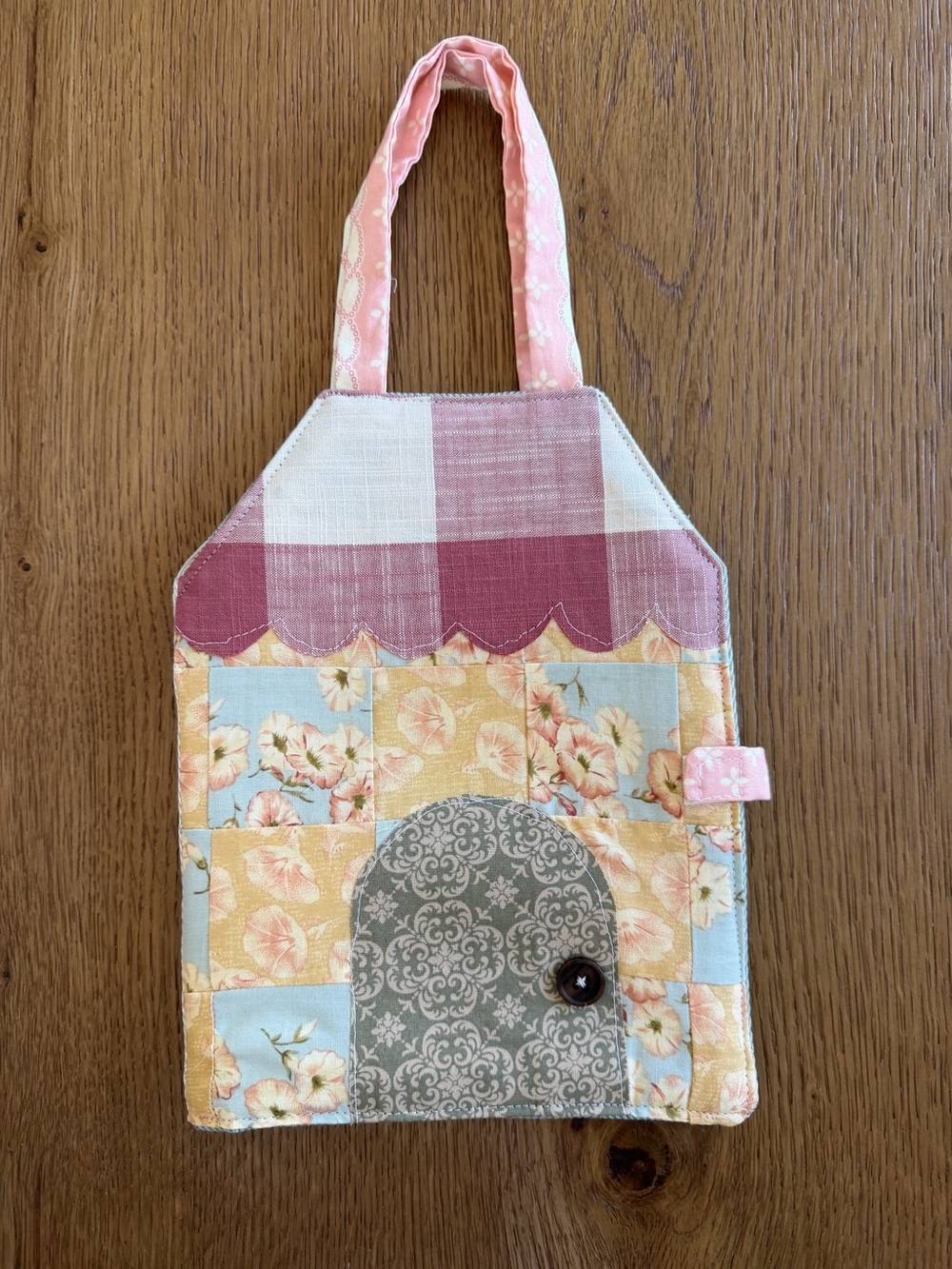 Handmade Floral Patchwork Hanging Organizer in Pink and Pastel